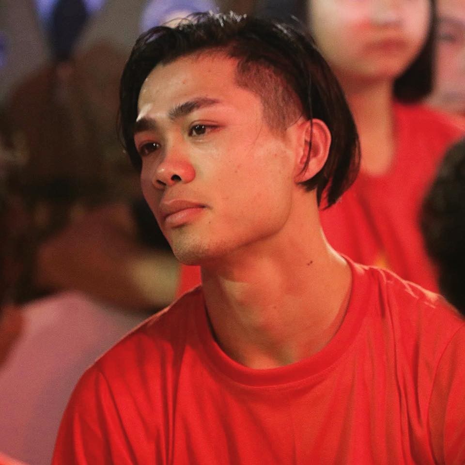 Dân mạng ngỡ ngàng với mái tóc xù súp-lơ của Công Phượng - Ảnh 9. Dân mạng ngỡ ngàng với mái tóc xù súp-lơ của Công Phượng - Ảnh 9.