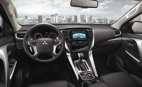 Mitsubishi Triton 2019 sẽ có giá từ 730 triệu đồng? - 1
Nội thất của Triton 2019