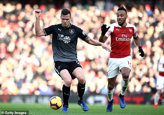 Arsenal 3-1 Burnley: Cú đúp của Aubameyang - Ảnh 2.