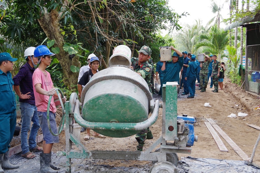 Tết quân - dân, nét đẹp truyền thống của lực lượng vũ trang Cần Thơ - Ảnh 6. Tết quân - dân, nét đẹp truyền thống của lực lượng vũ trang Cần Thơ - Ảnh 6.