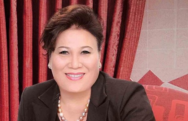 Bông hồng vàng Thuận Thảo, trùm khét tiếng Trầm Bê: Thê thảm bị siết nợ - Ảnh 2. Bông hồng vàng Thuận Thảo, trùm khét tiếng Trầm Bê: Thê thảm bị siết nợ - Ảnh 2.