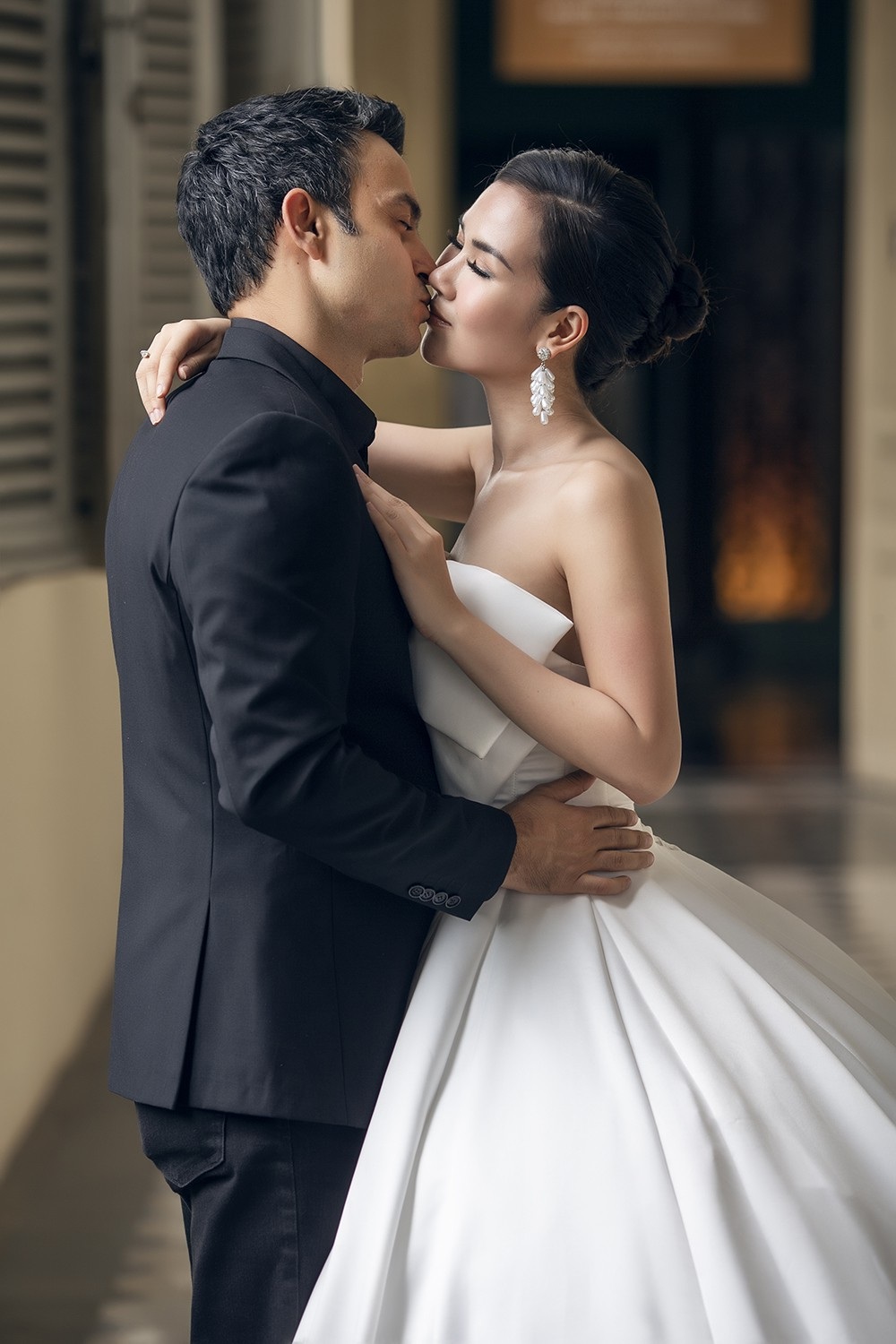 Võ Hạ Trâm bất ngờ tung ảnh cưới cùng bạn trai Ấn Độ - Ảnh 10.