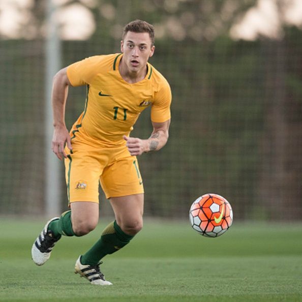 Báo châu Á đánh giá Văn Hậu sẽ tỏa sáng ở Asian Cup 2019 - Ảnh 4. Báo châu Á đánh giá Văn Hậu sẽ tỏa sáng ở Asian Cup 2019 - Ảnh 4.