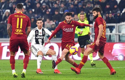 C.Ronaldo mờ nhạt, Juventus vẫn tạo nên kỷ lục sau chiến thắng AS Roma - Ảnh 2.