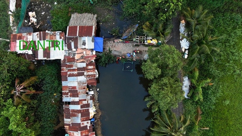 Dự án “treo” cả thập kỷ tại TPHCM: Sài Gòn gì mà nhìn cực hơn xứ U Minh - Ảnh 1. Dự án “treo” cả thập kỷ tại TPHCM: Sài Gòn gì mà nhìn cực hơn xứ U Minh - Ảnh 1.