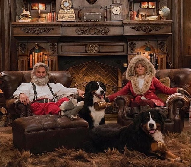 Nữ diễn viên 73 tuổi hạnh phúc bên bạn trai kém 6 tuổi - Ảnh 4. Nữ diễn viên 73 tuổi hạnh phúc bên bạn trai kém 6 tuổi - Ảnh 4.