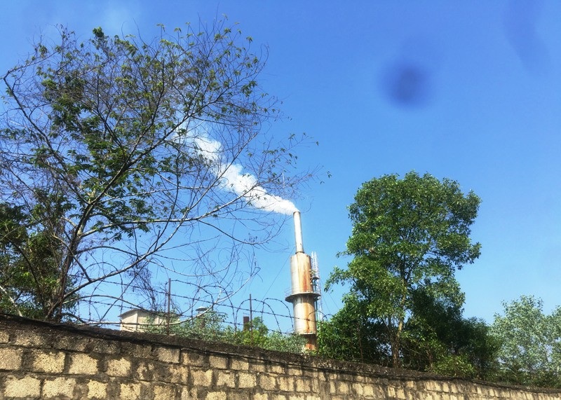 Vụ dân chặn xe nghi chở hóa chất độc hại: Chưa báo cáo tỉnh chạy thử nghiệm? - Ảnh 1.