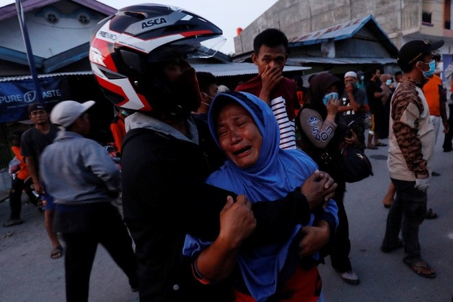 Indonesia “oằn mình” hứng chịu thảm họa liên tiếp trong năm 2018 - Ảnh 4. Indonesia “oằn mình” hứng chịu thảm họa liên tiếp trong năm 2018 - Ảnh 4.