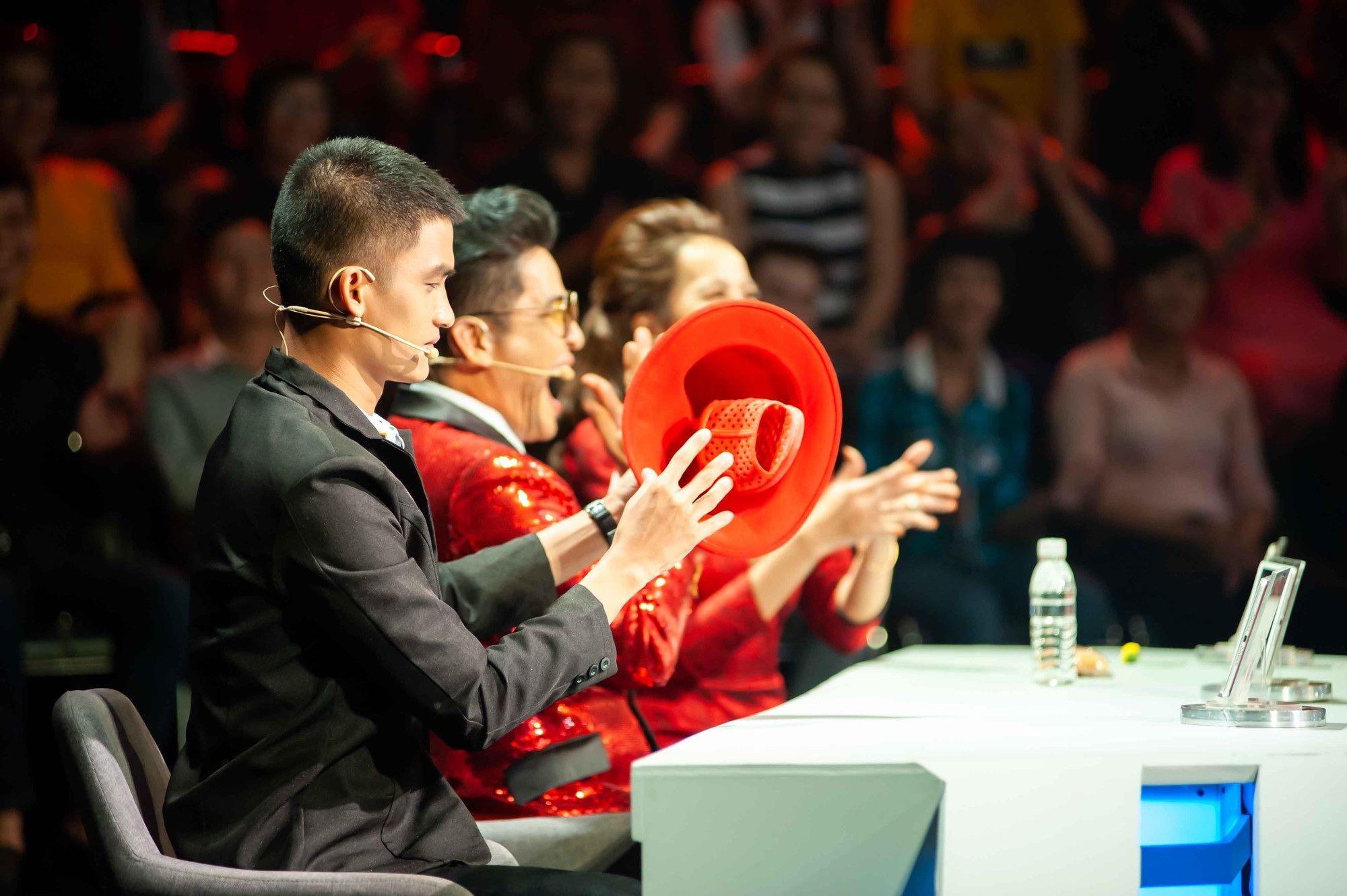 Đọc rap kết hợp nấu ăn, Mr.T ẵm trọn 10 triệu đồng - Ảnh 3. Đọc rap kết hợp nấu ăn, Mr.T ẵm trọn 10 triệu đồng - Ảnh 3.