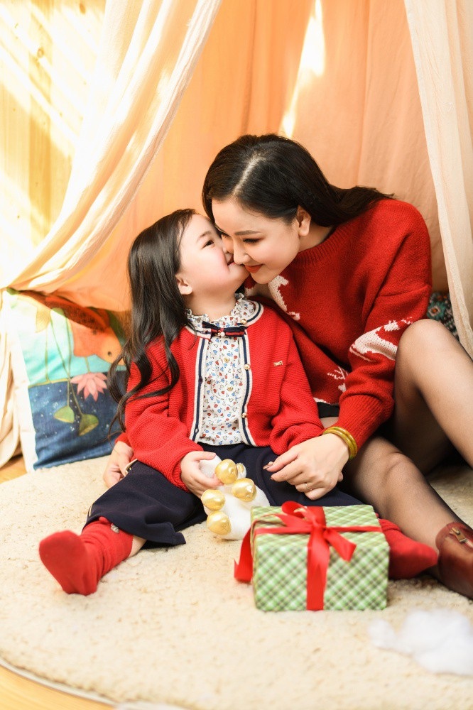 Ca sĩ Maya: Con gái rất hiểu chuyện và thương mẹ - Ảnh 2. Ca sĩ Maya: Con gái rất hiểu chuyện và thương mẹ - Ảnh 2.