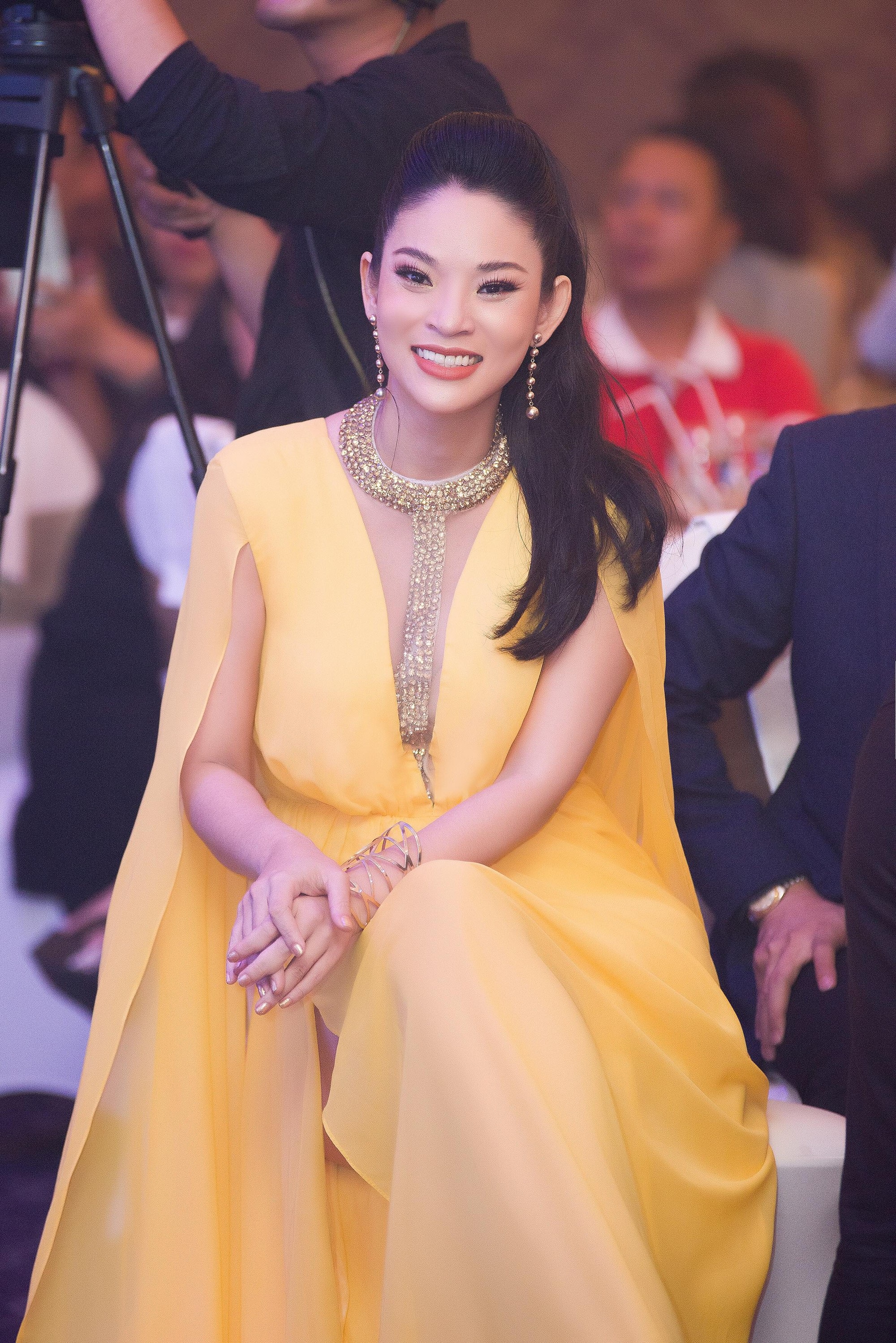 Người đẹp Hoa hậu Việt Nam trẻ trung ngỡ ngàng sau 14 năm dù đã 4 con - Ảnh 5. Người đẹp Hoa hậu Việt Nam trẻ trung ngỡ ngàng sau 14 năm dù đã 4 con - Ảnh 5.