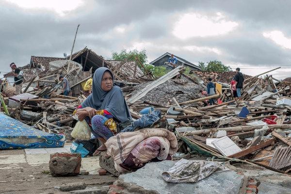 Hệ thống cảnh báo sóng thần của Indonesia không hoạt động từ năm 2012 - Ảnh 2. Hệ thống cảnh báo sóng thần của Indonesia không hoạt động từ năm 2012 - Ảnh 2.
