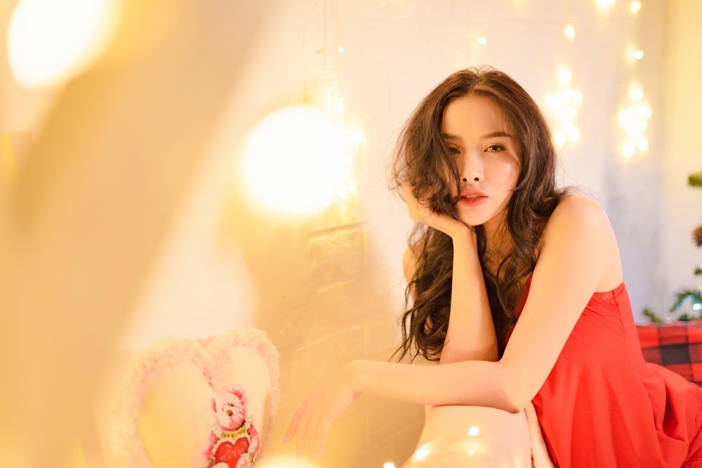 “Lee Hyori Việt” tung bộ ảnh Noel “nóng bỏng mắt” - Ảnh 16. “Lee Hyori Việt” tung bộ ảnh Noel “nóng bỏng mắt” - Ảnh 16.