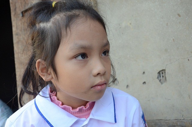 Bố chết, mẹ ung thư, 2 đứa trẻ mịt mờ tương lai - Ảnh 5. Bố chết, mẹ ung thư, 2 đứa trẻ mịt mờ tương lai - Ảnh 5.