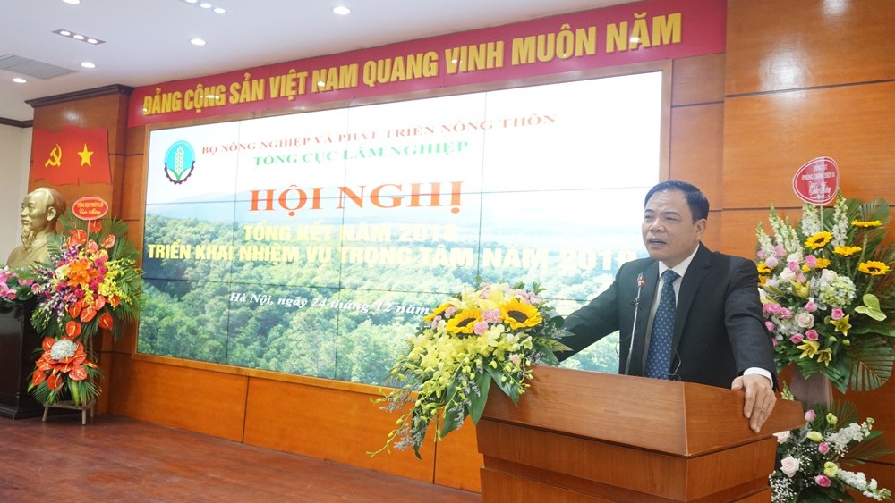 Bộ trưởng Nông nghiệp: Cần mạnh tay hơn nữa với nạn phá rừng! - Ảnh 2. Bộ trưởng Nông nghiệp: Cần mạnh tay hơn nữa với nạn phá rừng! - Ảnh 2.