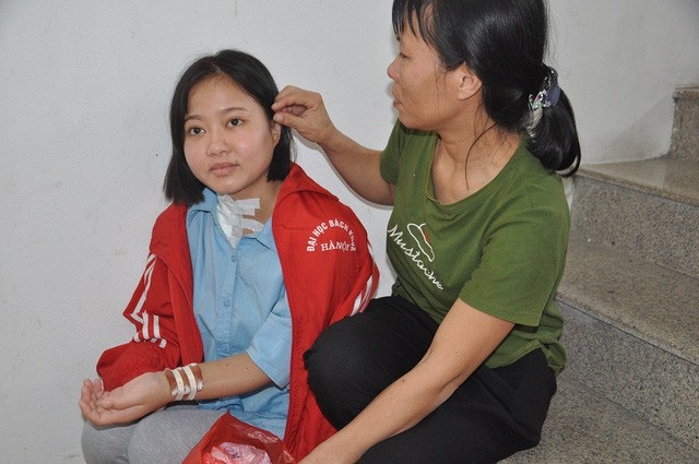 Hơn 86 triệu đồng đến với nữ sinh viên ĐH Bách Khoa bị suy thận - Ảnh 2. Hơn 86 triệu đồng đến với nữ sinh viên ĐH Bách Khoa bị suy thận - Ảnh 2.