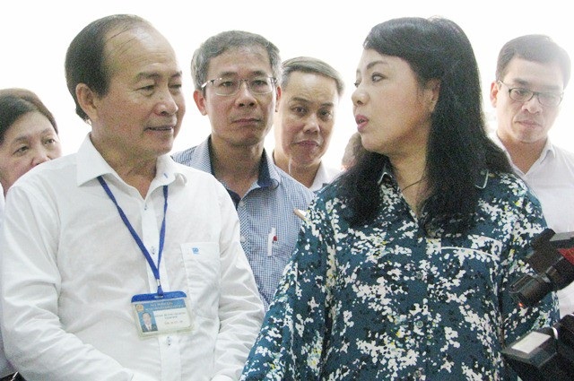 Bộ trưởng Y tế: “Bố trí giường bệnh làm sao cho bệnh nhân điều trị được thoải mái” - Ảnh 4. Bộ trưởng Y tế: “Bố trí giường bệnh làm sao cho bệnh nhân điều trị được thoải mái” - Ảnh 4.