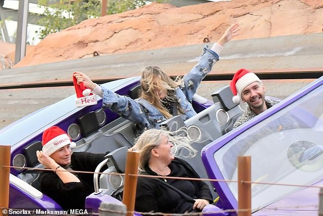 Bạn trai kém 16 tuổi cầu hôn siêu mẫu Heidi Klum - Ảnh 14. Bạn trai kém 16 tuổi cầu hôn siêu mẫu Heidi Klum - Ảnh 14.