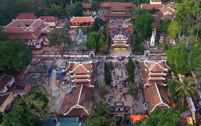 Chuyên gia phản đối đề xuất xây dựng công trình tâm linh 15 nghìn tỷ ở chùa Hương - Ảnh 1. Chuyên gia phản đối đề xuất xây dựng công trình tâm linh 15 nghìn tỷ ở chùa Hương - Ảnh 1.