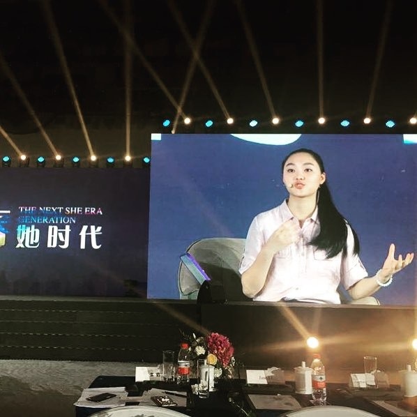 Lý Liên Kiệt tự hào khoe tài sắc của hai con gái - Ảnh 2. Lý Liên Kiệt tự hào khoe tài sắc của hai con gái - Ảnh 2.