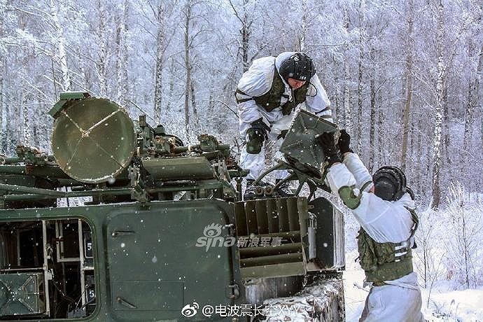 Nga răn đe Ukraine khi lực lượng phòng không Kiev liên tục khoe cơ bắp - Ảnh 2. Nga răn đe Ukraine khi lực lượng phòng không Kiev liên tục khoe cơ bắp - Ảnh 2.