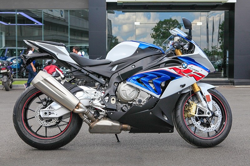 Giá bán gần 600 triệu đồng, BMW S1000RR có gì? - Ảnh 7.