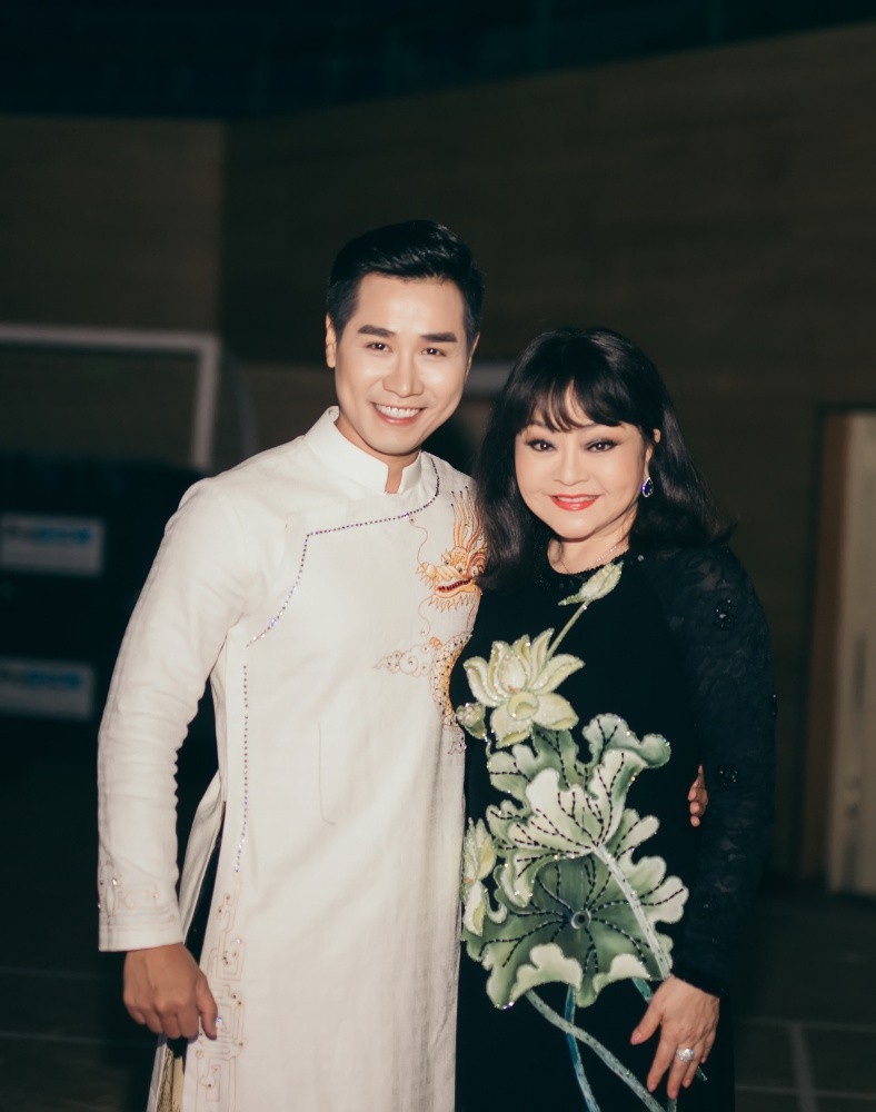 Lối sống kham khổ không ngờ của Hoài Linh qua lời kể MC Nguyên Khang - Ảnh 8. Lối sống kham khổ không ngờ của Hoài Linh qua lời kể MC Nguyên Khang - Ảnh 8.