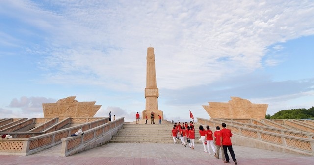 Về Cà Mau trải nghiệm tour khám phá cực Nam Tổ quốc - Ảnh 4. Về Cà Mau trải nghiệm tour khám phá cực Nam Tổ quốc - Ảnh 4.