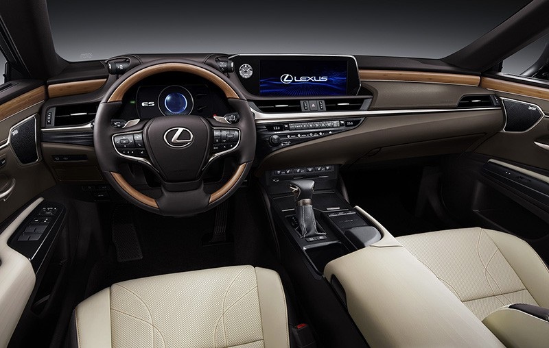 Lexus ES 250 về Việt Nam với giá từ 2,5 tỉ đồng - Ảnh 4. Lexus ES 250 về Việt Nam với giá từ 2,5 tỉ đồng - Ảnh 4.