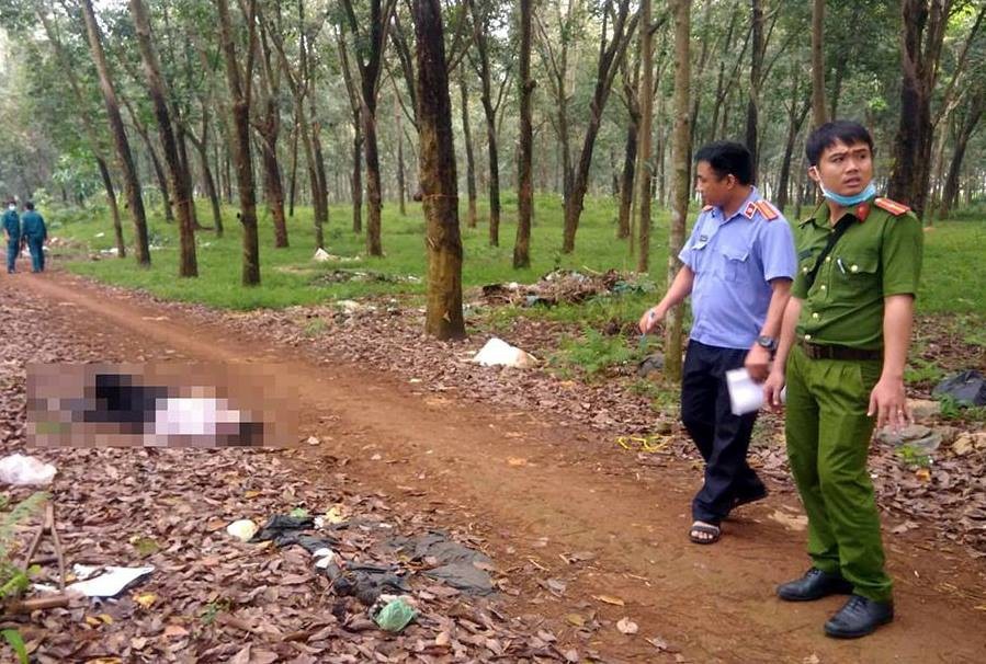 Phát hiện người đàn ông khuyến tật bán vé số chết trong vườn cao su - Ảnh 1. Phát hiện người đàn ông khuyến tật bán vé số chết trong vườn cao su - Ảnh 1.