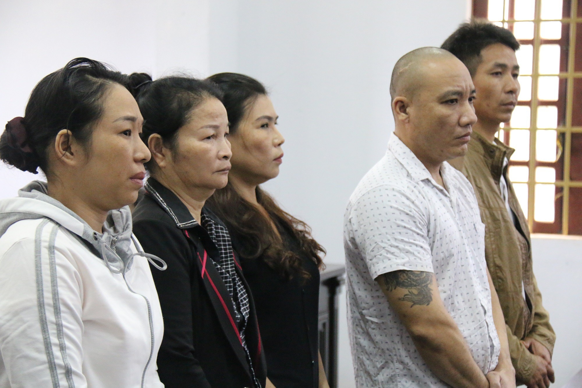 Xét xử vụ tạp chất cà phê: 5 đối tượng lãnh án hơn 36 năm tù - Ảnh 1. Xét xử vụ tạp chất cà phê: 5 đối tượng lãnh án hơn 36 năm tù - Ảnh 1.