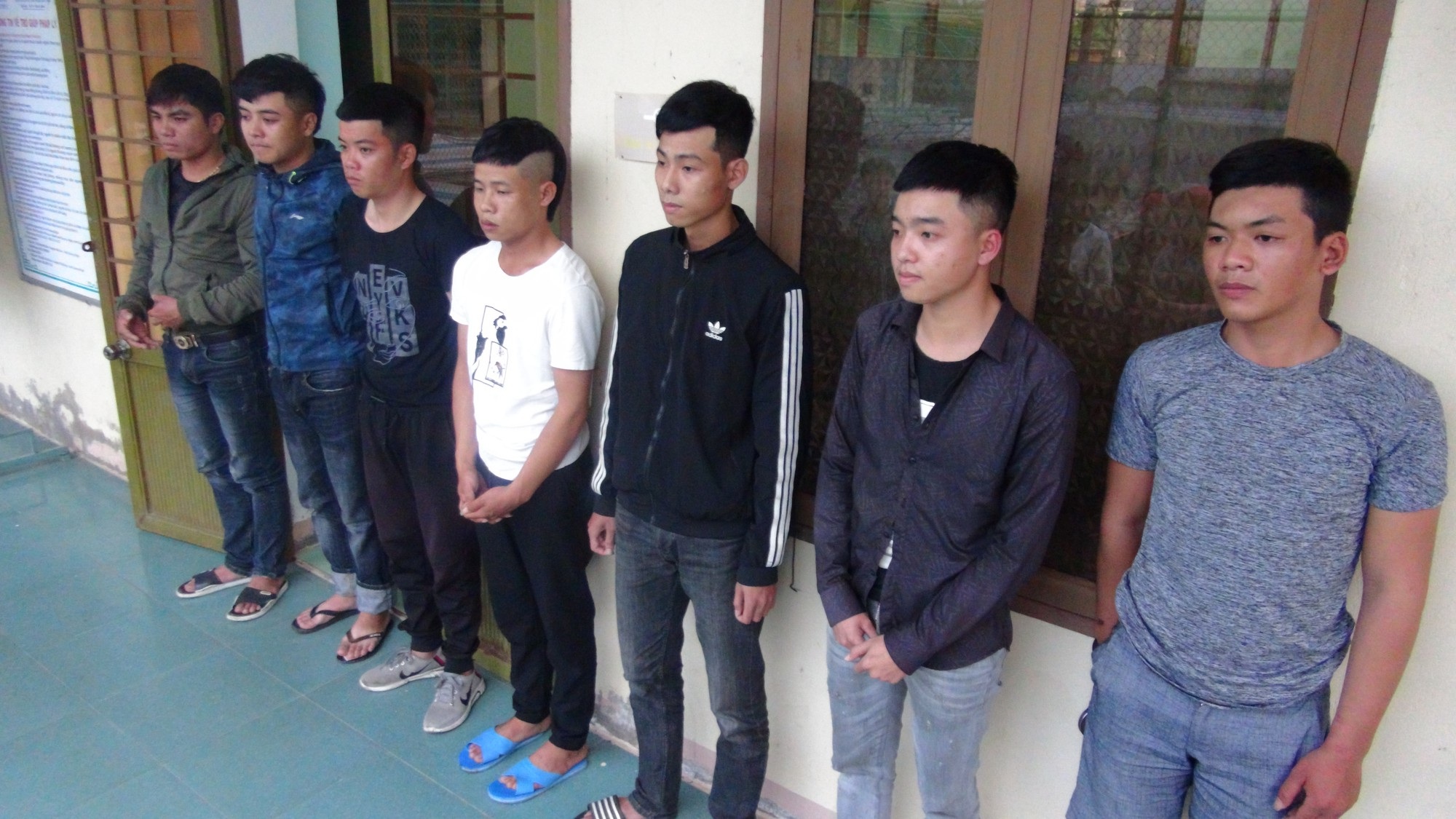 Triệt phá 7 nhóm cho vay nặng lãi ở khu vực nông thôn - Ảnh 1.