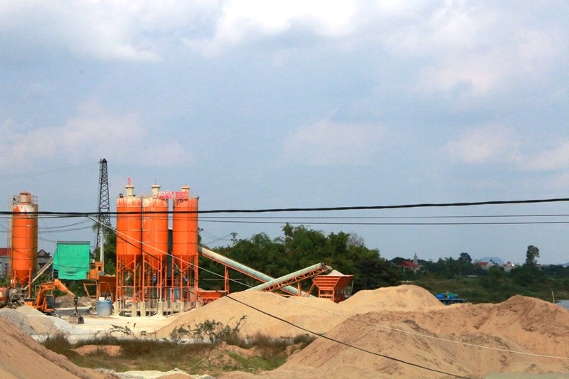 Ninh Bình: Chủ tịch huyện “vi hành” bắt quả tang bãi cát “lậu” hoạt động chui! - Ảnh 3. Ninh Bình: Chủ tịch huyện “vi hành” bắt quả tang bãi cát “lậu” hoạt động chui! - Ảnh 3.