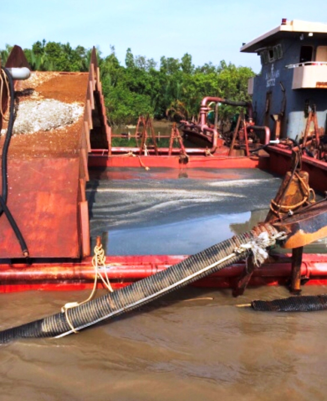 Vừa ra quân, CSGT đường thủy liên tiếp “thắng lớn” - Ảnh 4. Vừa ra quân, CSGT đường thủy liên tiếp “thắng lớn” - Ảnh 4.