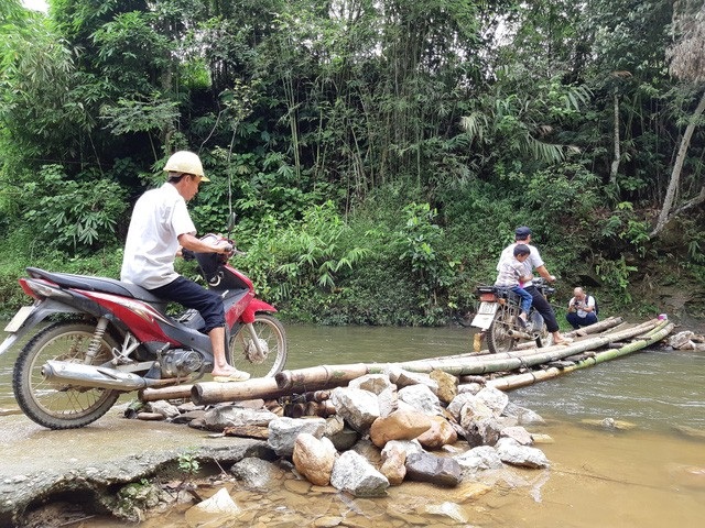 Náo nức niềm vui ngày khánh thành công trình cầu Dân trí thứ 15 tại Hà Giang - Ảnh 3. Náo nức niềm vui ngày khánh thành công trình cầu Dân trí thứ 15 tại Hà Giang - Ảnh 3.