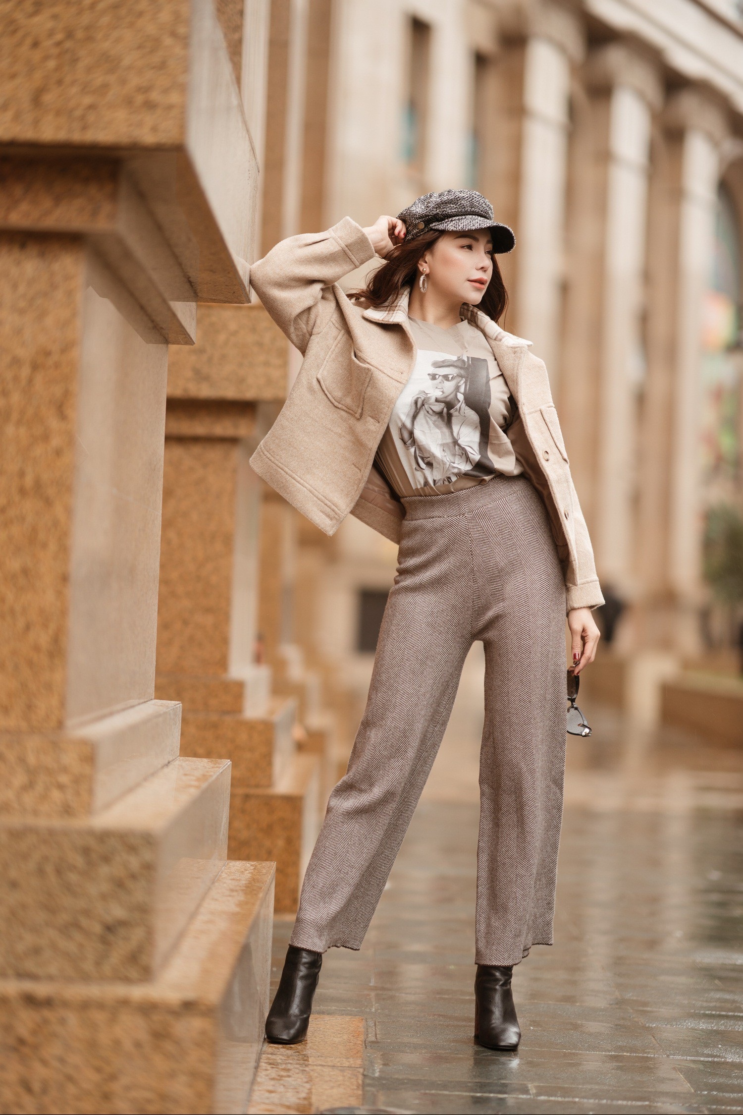 Cuộc sống mẹ đơn thân nóng bỏng nhất nhì showbiz ra sao sau tuyên bố “không hối hận”? - Ảnh 13. Cuộc sống mẹ đơn thân nóng bỏng nhất nhì showbiz ra sao sau tuyên bố “không hối hận”? - Ảnh 13.