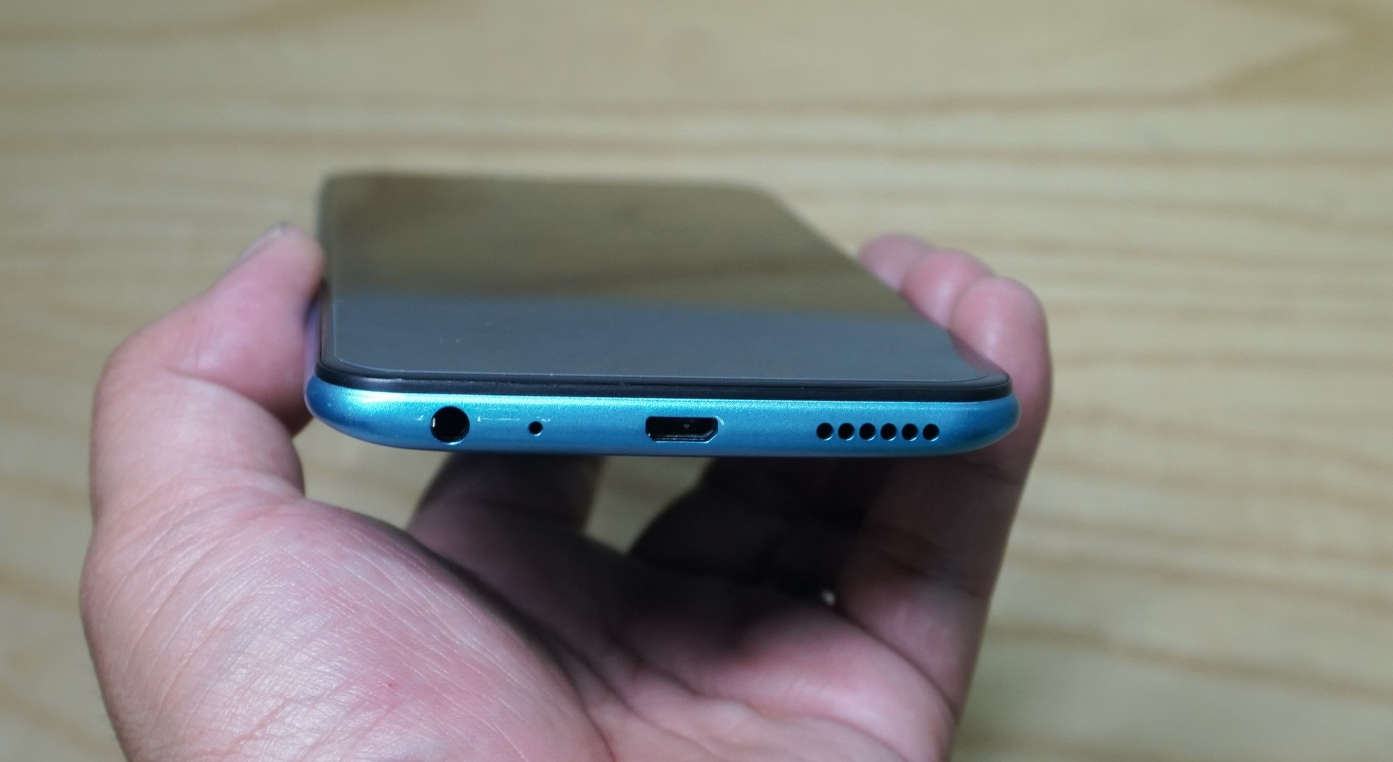 Đập hộp Vivo Y91 màn hình giọt sương giá 4,5 triệu đồng - Ảnh 7. Đập hộp Vivo Y91 màn hình giọt sương giá 4,5 triệu đồng - Ảnh 7.