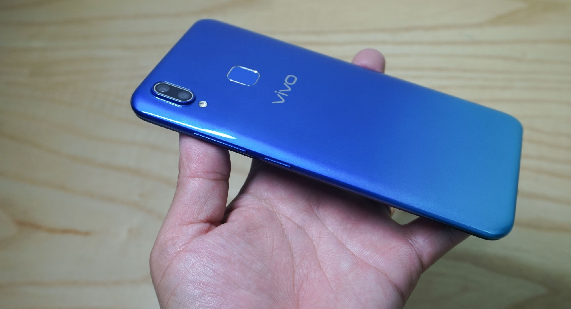 Đập hộp Vivo Y91 màn hình giọt sương giá 4,5 triệu đồng - Ảnh 4. Đập hộp Vivo Y91 màn hình giọt sương giá 4,5 triệu đồng - Ảnh 4.