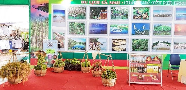 Trên 30 triệu lượt khách du lịch tham quan phía Tây ĐBSCL trong năm 2018 - Ảnh 3. Trên 30 triệu lượt khách du lịch tham quan phía Tây ĐBSCL trong năm 2018 - Ảnh 3.