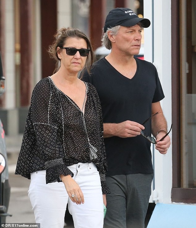  Jon Bon Jovi and his wife Dorothea Hurley have been happily married for 29 years now. They have four children together, daughter Stephanie Rose, 25, three sons, Jesse James Louis, 23, Jacob Hurley, 16, Romeo Jon, 14. 