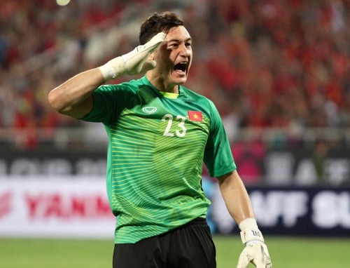 
Thủ môn Văn Lâm là chốt chặn tin cậy của đội tuyển Việt Nam
