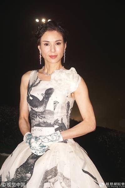 
Ngày 2/12, Lý Nhược Đồng tham dự một sự kiện ở Chiết Giang, Trung Quốc.
