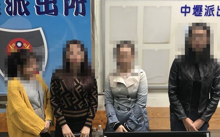 Những vụ lùm xùm của du khách Việt ở nước ngoài gây nhức nhối dư luận trong năm 2018 - Ảnh 6. Những vụ lùm xùm của du khách Việt ở nước ngoài gây nhức nhối dư luận trong năm 2018 - Ảnh 6.