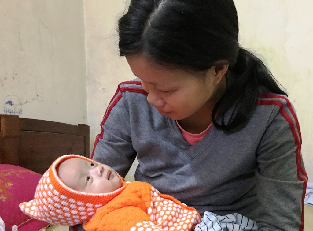 Thương bé sinh đôi chống chọi với bệnh tim bẩm sinh phức tạp - Ảnh 6. Thương bé sinh đôi chống chọi với bệnh tim bẩm sinh phức tạp - Ảnh 6.