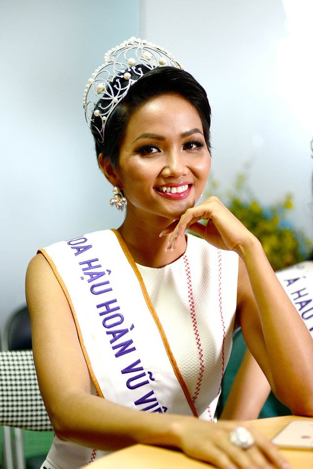 Thông điệp “Tôi làm được” của Hoa hậu HHen Niê vào đề thi Văn - Ảnh 1. Thông điệp “Tôi làm được” của Hoa hậu HHen Niê vào đề thi Văn - Ảnh 1.
