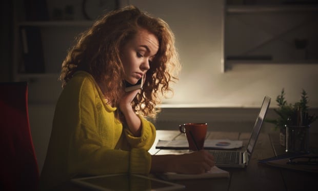 Làm sao để đồng nghiệp nam tôn trọng việc tôi là bà mẹ một con? - 1 Làm sao để đồng nghiệp nam tôn trọng việc tôi là bà mẹ một con? - 1