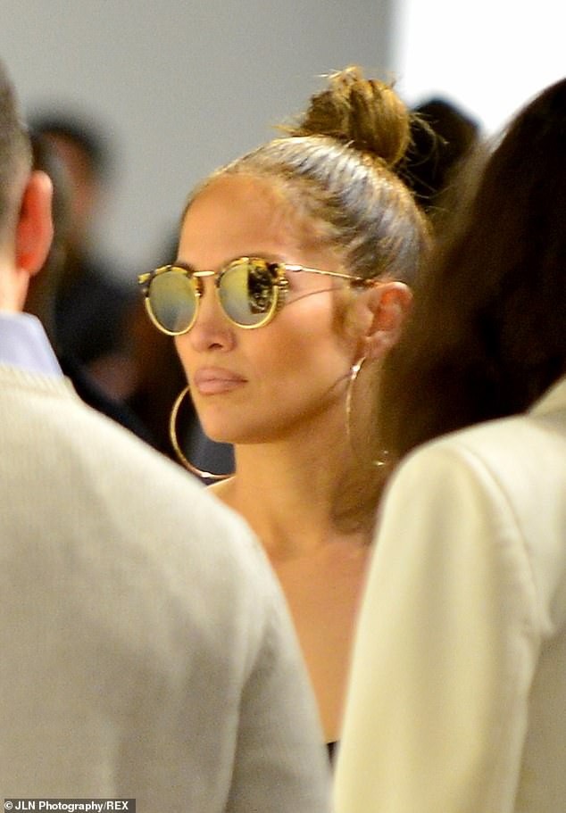 
Jennifer Lopez xinh đẹp và trẻ trung hơn nhiều so với tuổi thật
