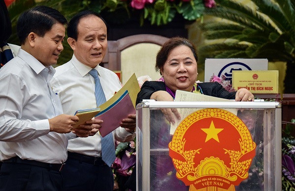 Hà Nội: Chủ tịch HĐND dẫn đầu "tín nhiệm cao", Giám đốc Sở NN&PTNT dẫn đầu "tín nhiệm thấp" - 1
Chủ tịch HĐND TP Hà Nội Nguyễn Thị Bích Ngọc là người có nhiều phiếu tín nhiệm cao nhất