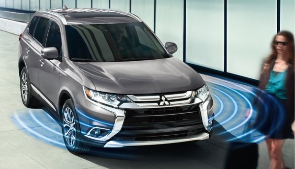 Liên tiếp 3 đợt triệu hồi xe Mitsubishi Outlander tại Việt Nam - 2
Đợt triệu hồi lần này của Mitsubishi liên quan đến phần mềm điều khiển hệ thống phanh trên Outlander