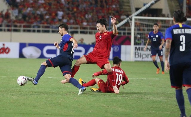 Chấm điểm trận Việt Nam 2-1 Philippines: Màn tỏa sáng của Quang Hải - 2
Xuân Trường có trận đấu không thực sự tốt